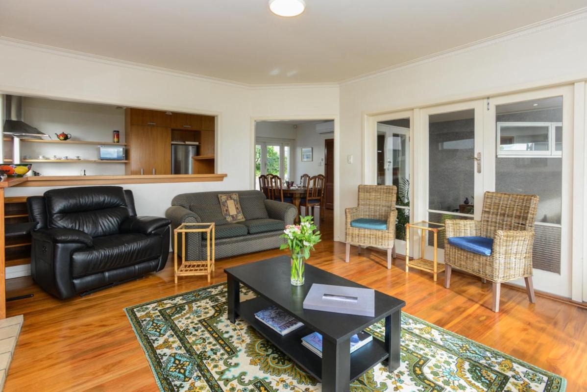 Breakwater Cottage - Napier Holiday Home 외부 사진