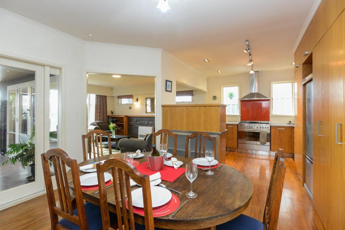 Breakwater Cottage - Napier Holiday Home 외부 사진