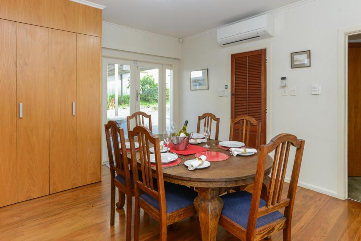 Breakwater Cottage - Napier Holiday Home 외부 사진